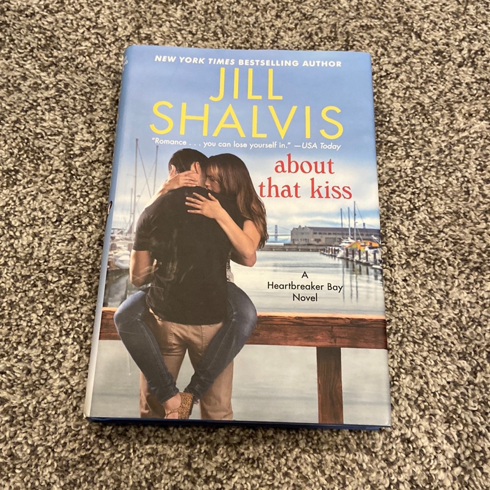 Jill Shalvis hardcover About that kiss 💋 New York Times best-selling author